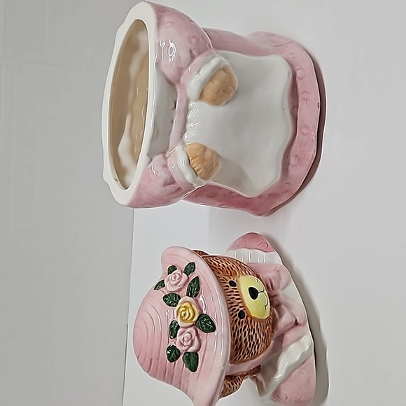 Vintage Mama Bear Ceramic Cookie Jar - Picture 8 of 10